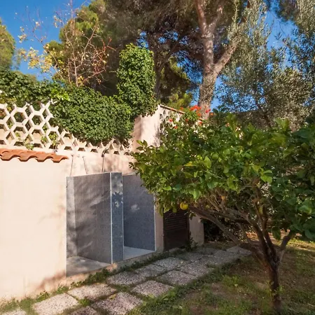 Piccola Oasi-6 By Interhome كابوليفيري